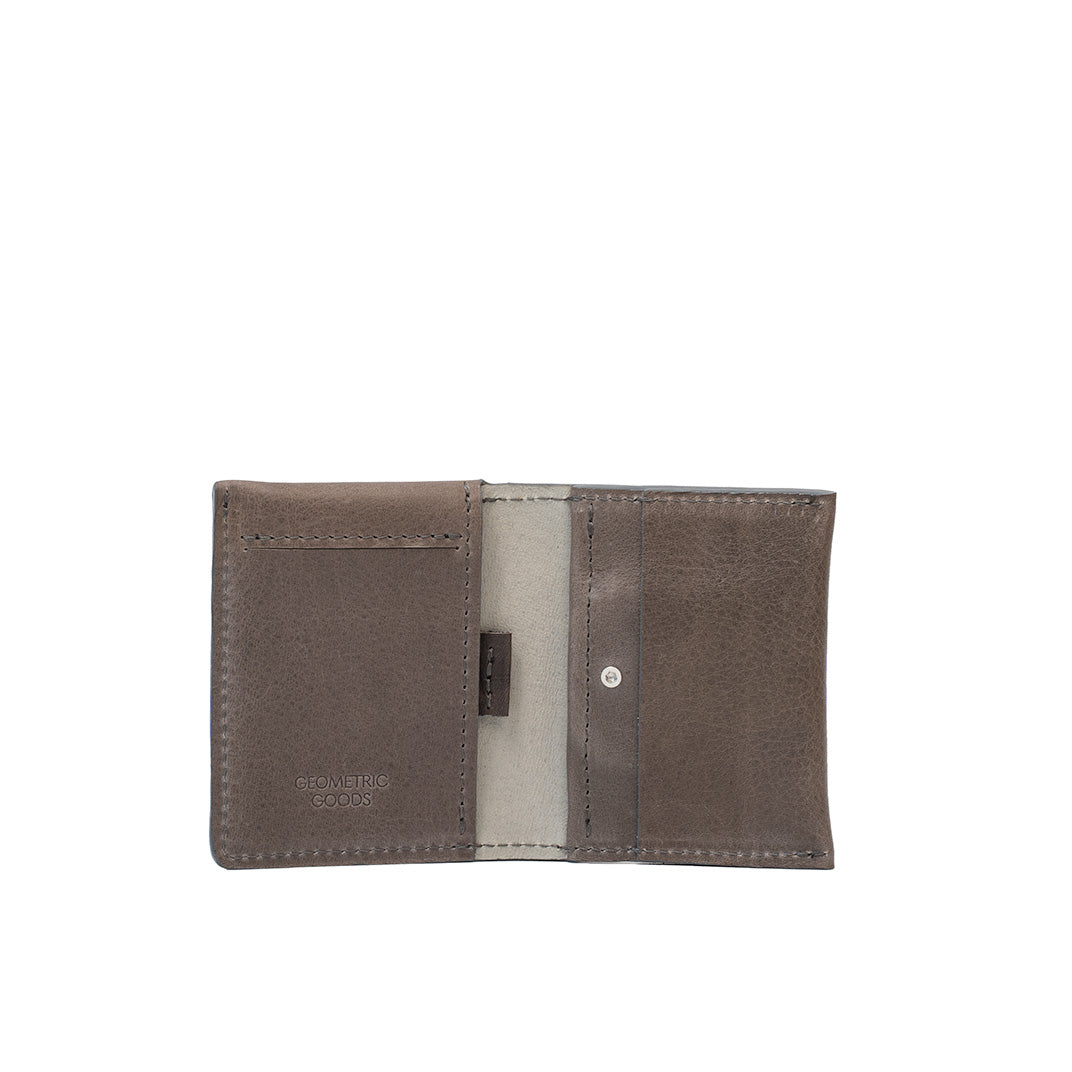 Leather AirTag Card Holder - Minimalist 5.2-2